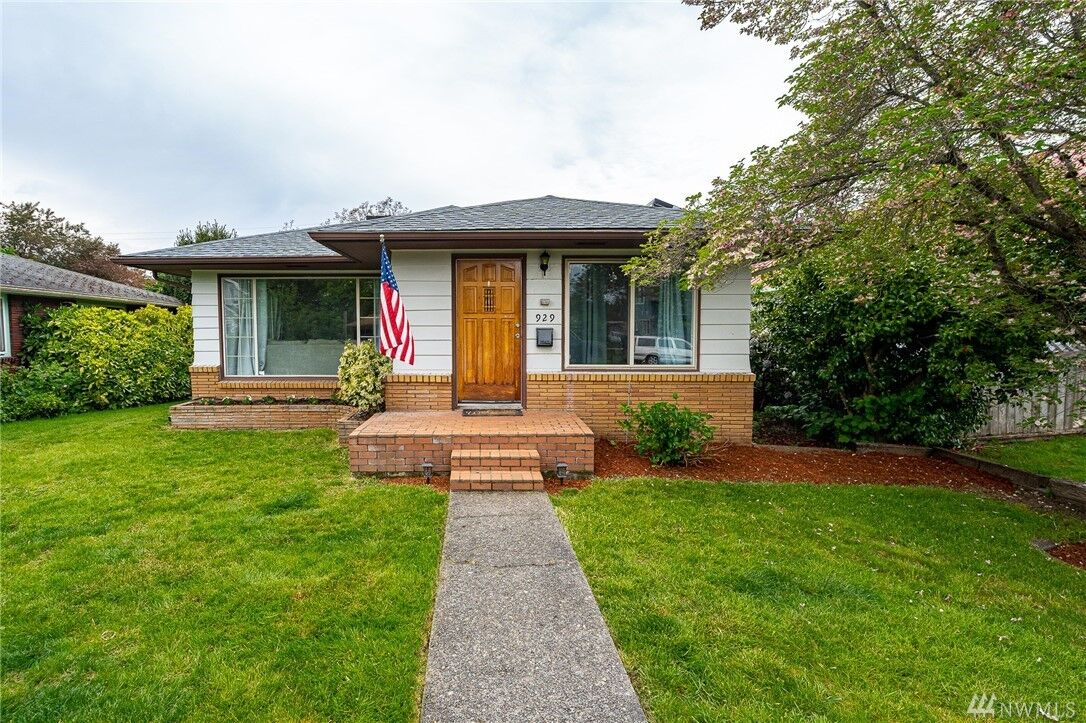 Property Photo:  929  H Street  WA 98531 