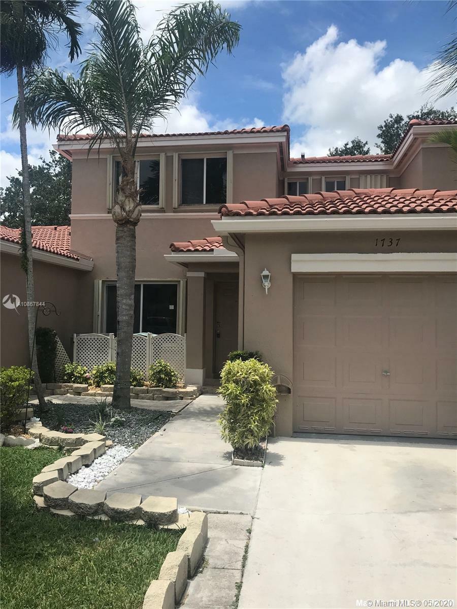 Property Photo:  1737 SW 110th Ter 3  FL 33324 