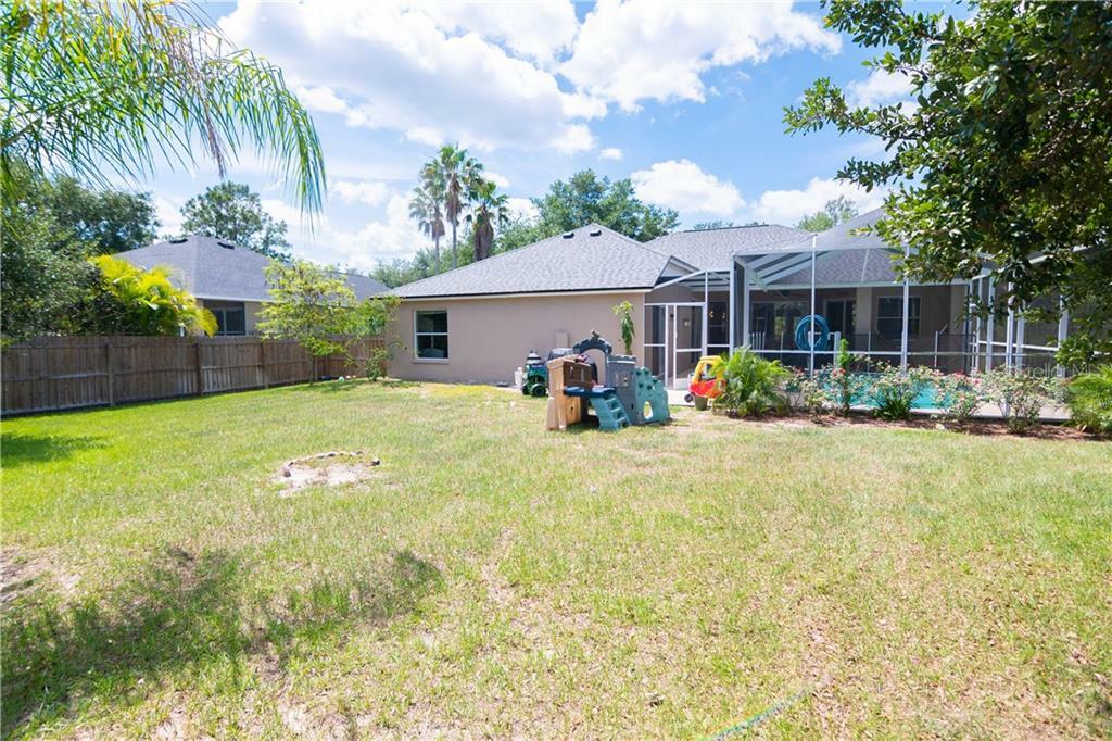 Property Photo:  12320 Riverglen Drive  FL 33569 