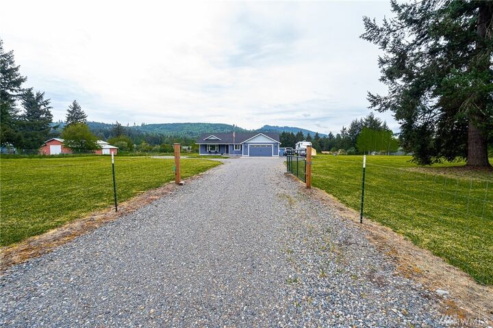 Property Photo:  17704  Crowder Road SE  WA 98589 