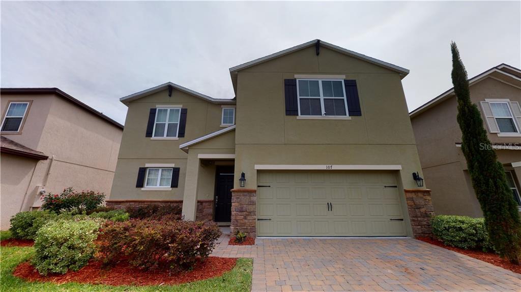 Property Photo: 107 Smithfield Place FL 33837