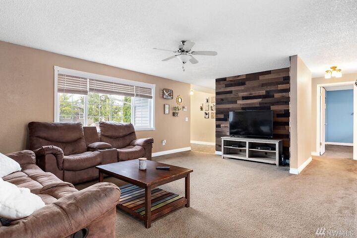 Property Photo:  636 NW Fairhaven Drive  WA 98277 