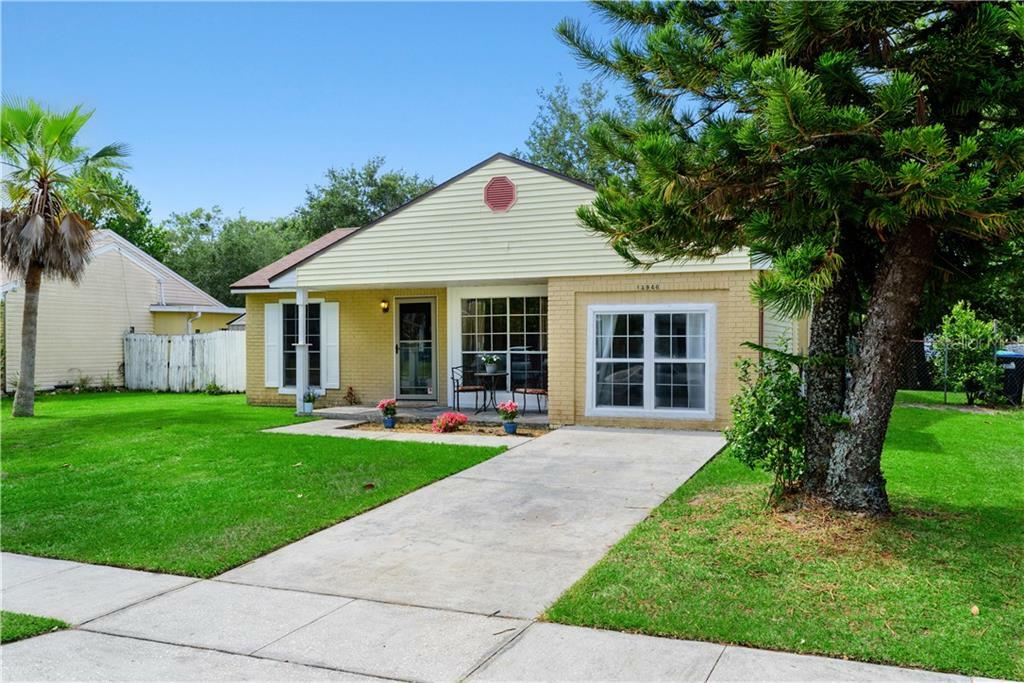 Property Photo:  13946 Countryplace Drive  FL 32826 