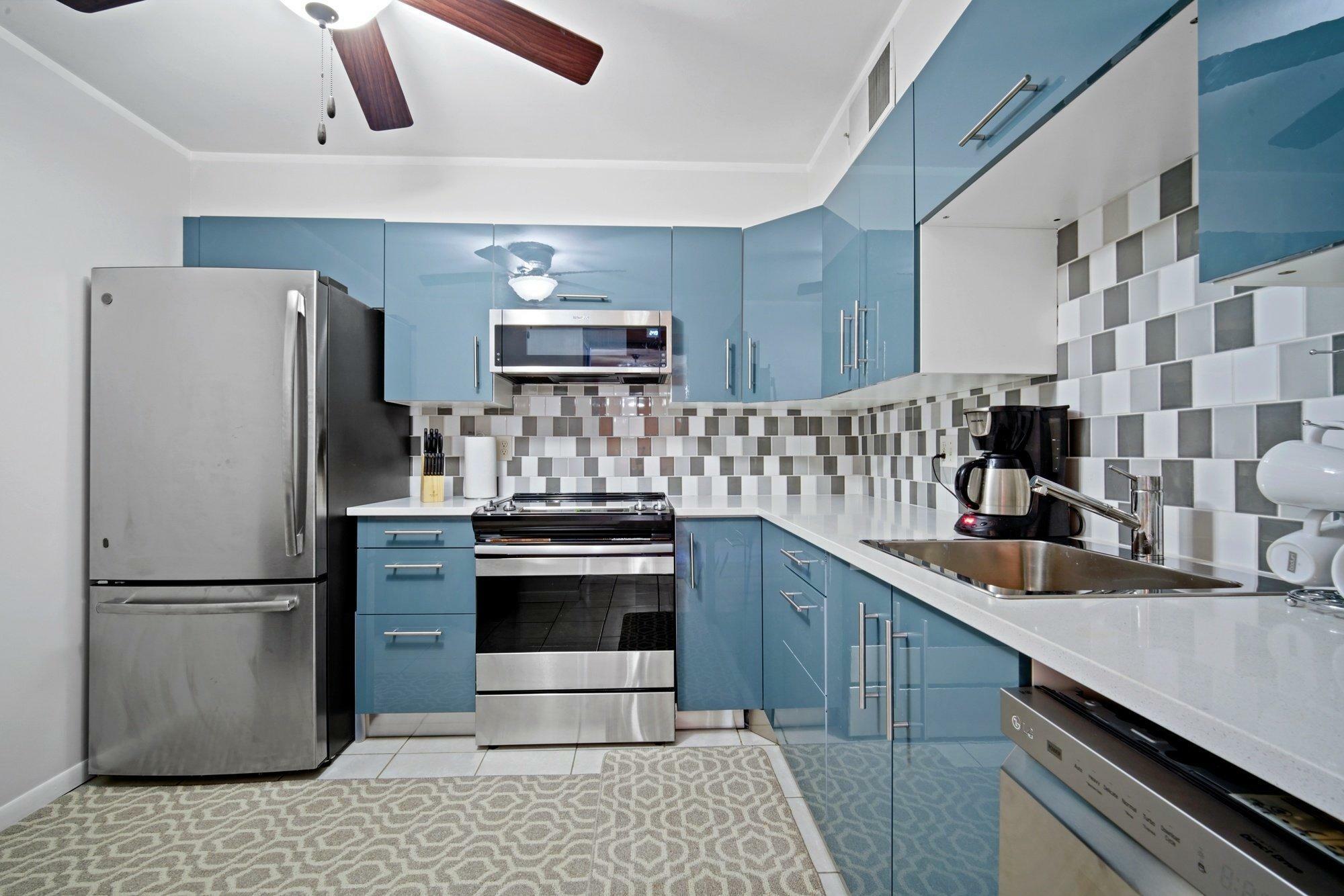 Property Photo:  3942 N Oakland Ave 135   53211 