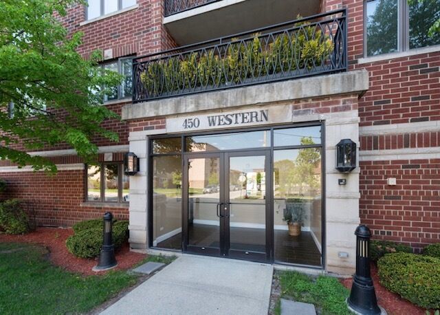 Property Photo:  450 South Western Avenue 405  IL 60016 
