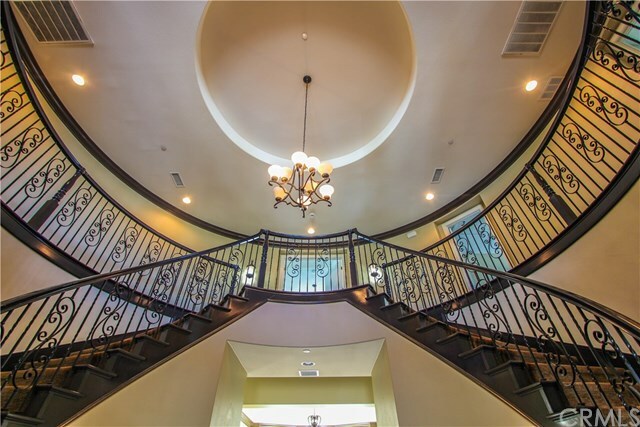 Property Photo: 20086 Umbria Way CA 92886