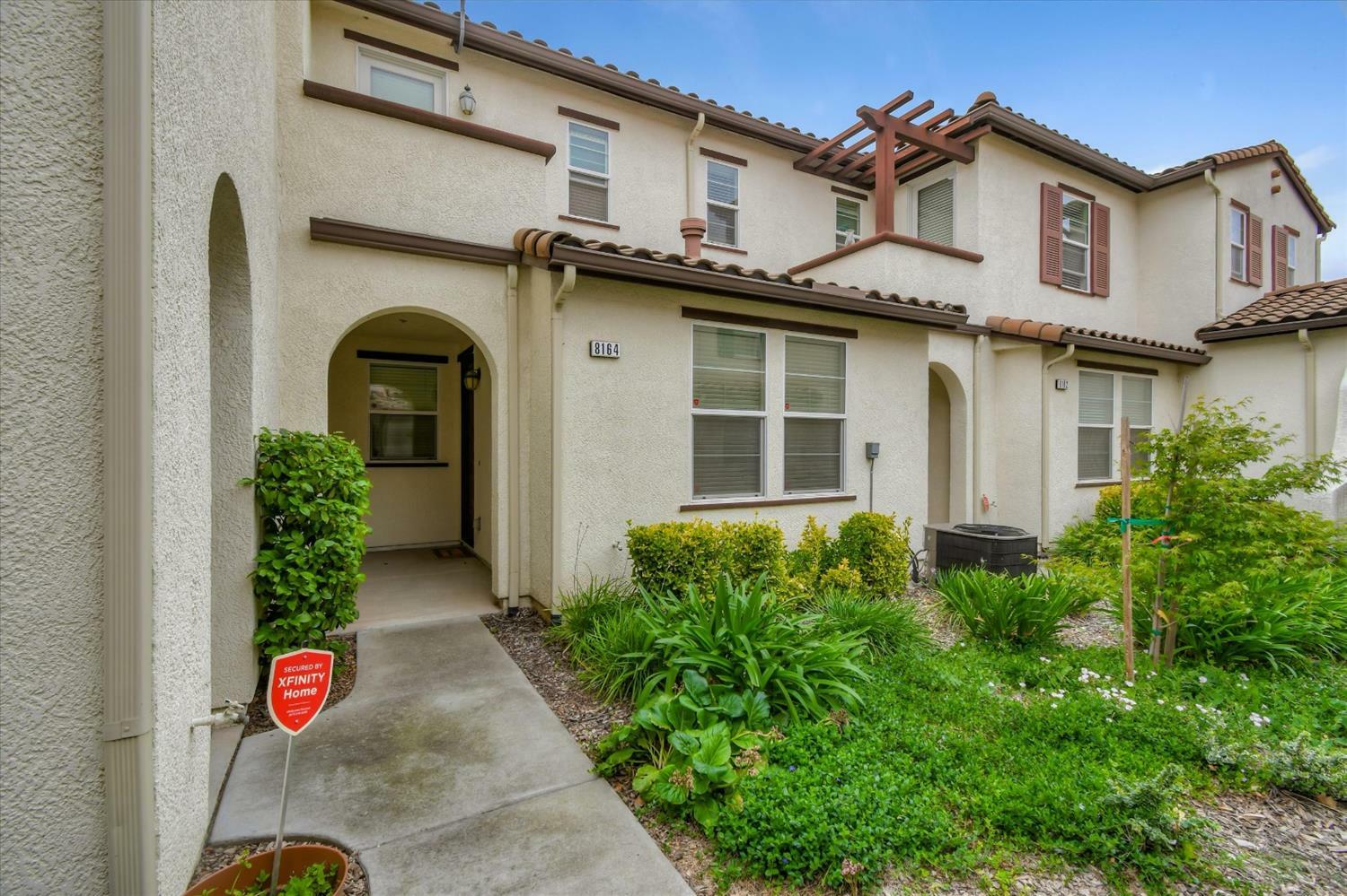 Property Photo: 8164 Crystal Walk Circle CA 95758