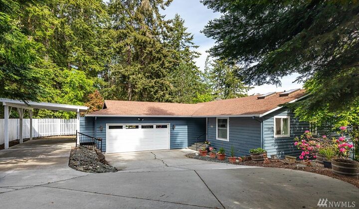 Property Photo:  538  Parker Road NE  WA 98239 