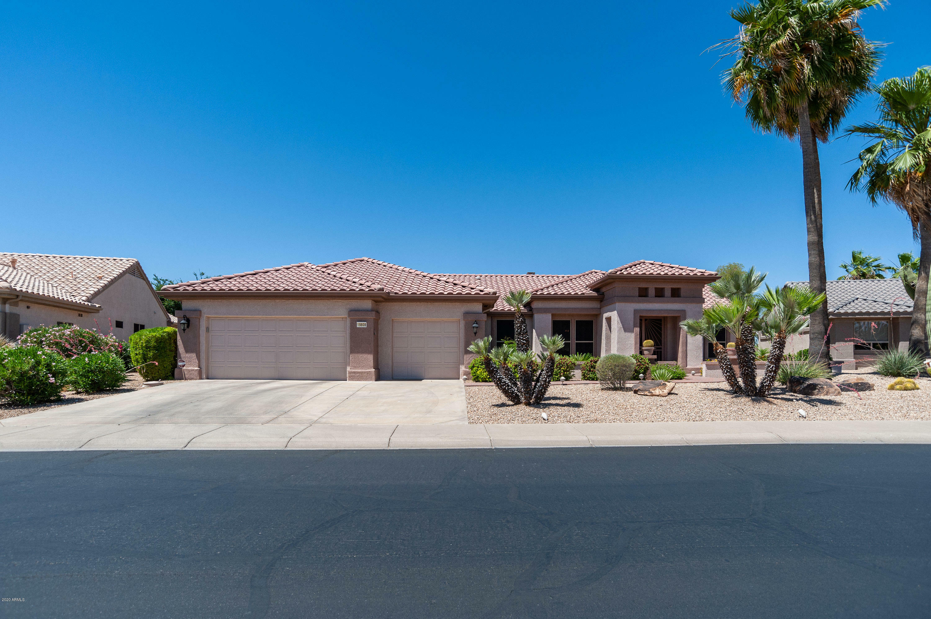 Property Photo:  19808 N Shadow Mountain Drive  AZ 85374 