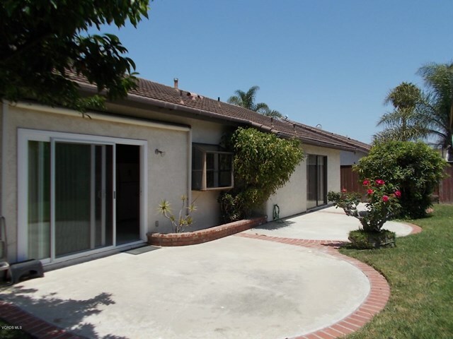 Property Photo:  2010 Outsail Lane  CA 93035 