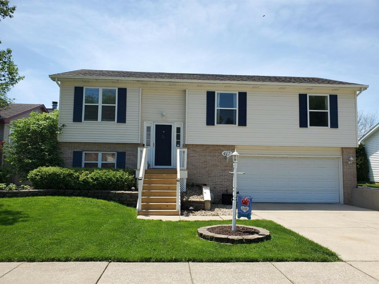 Property Photo: 417 Shamrock Lane IN 46385