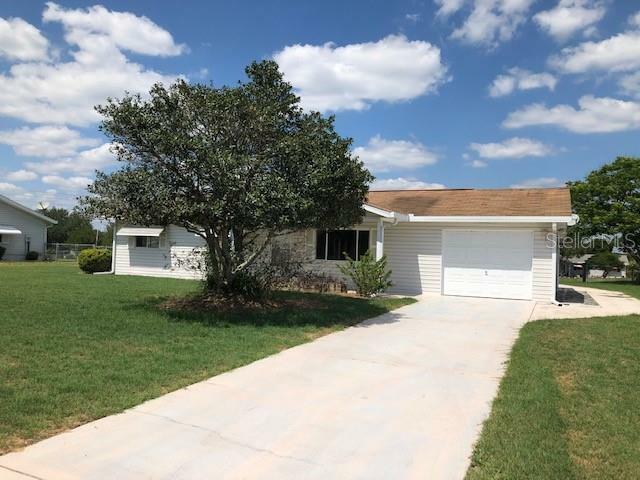 Property Photo: 17575 SE 106 Terrace FL 34491