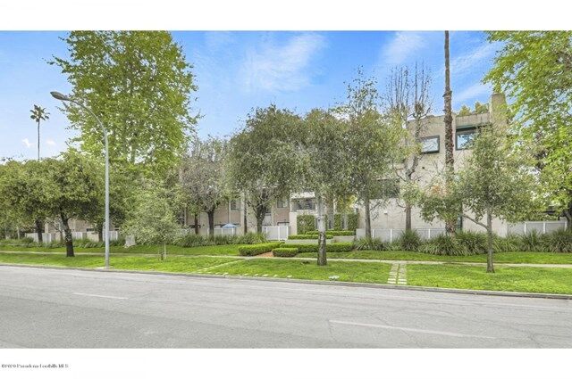 Property Photo:  1310 E Orange Grove Boulevard 321  CA 91104 