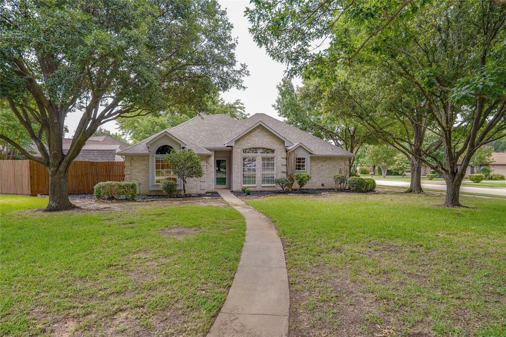 Property Photo:  2233 Woodview Drive  TX 75028 