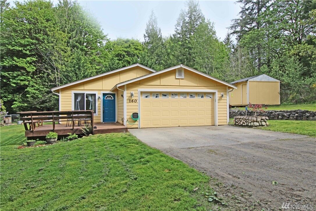 Property Photo:  160 E Hemingway Lane  WA 98528 
