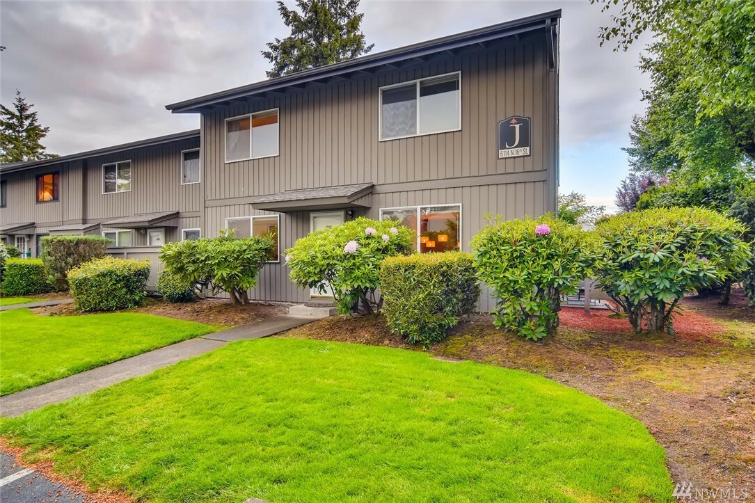 Property Photo:  6114 N 16th St J107  WA 98406 