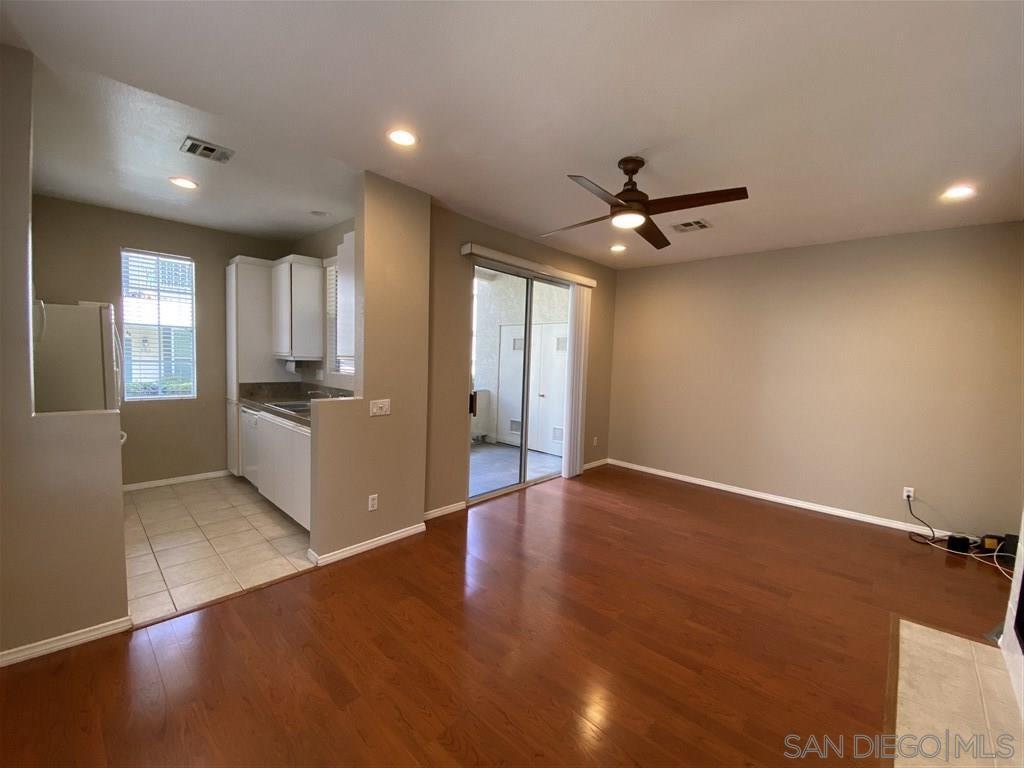 Property Photo: 10904 Sabre Hill Dr 313 CA 92128