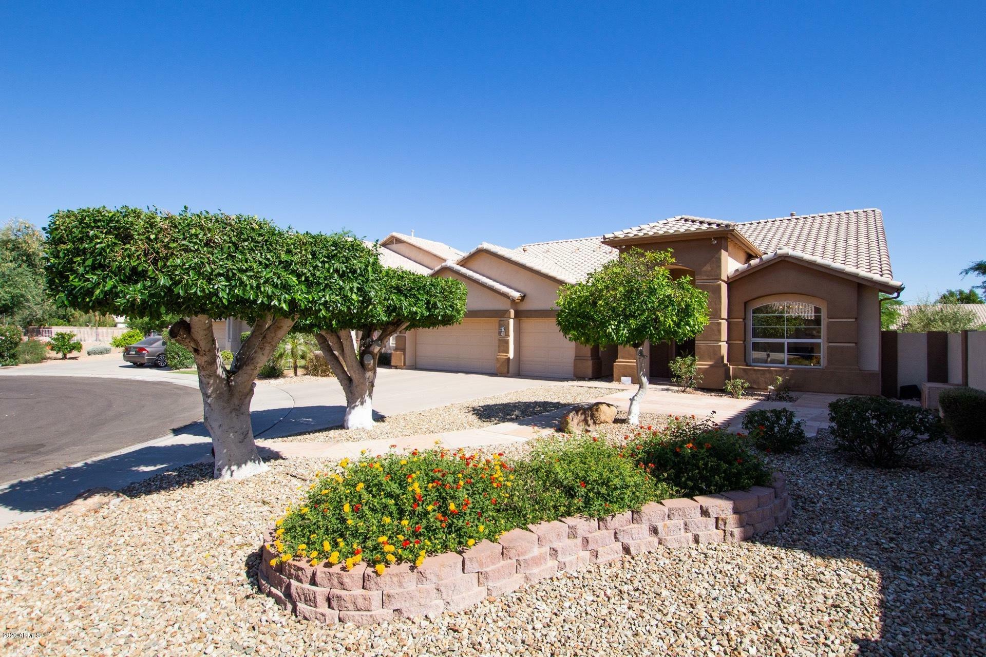 Property Photo:  5170 W Laredo Court  AZ 85226 