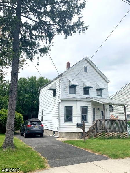 Property Photo:  70 Newby Avenue  NJ 07424 