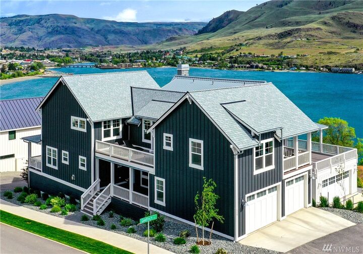 115  Goldfinch Lane  Chelan WA 98816 photo