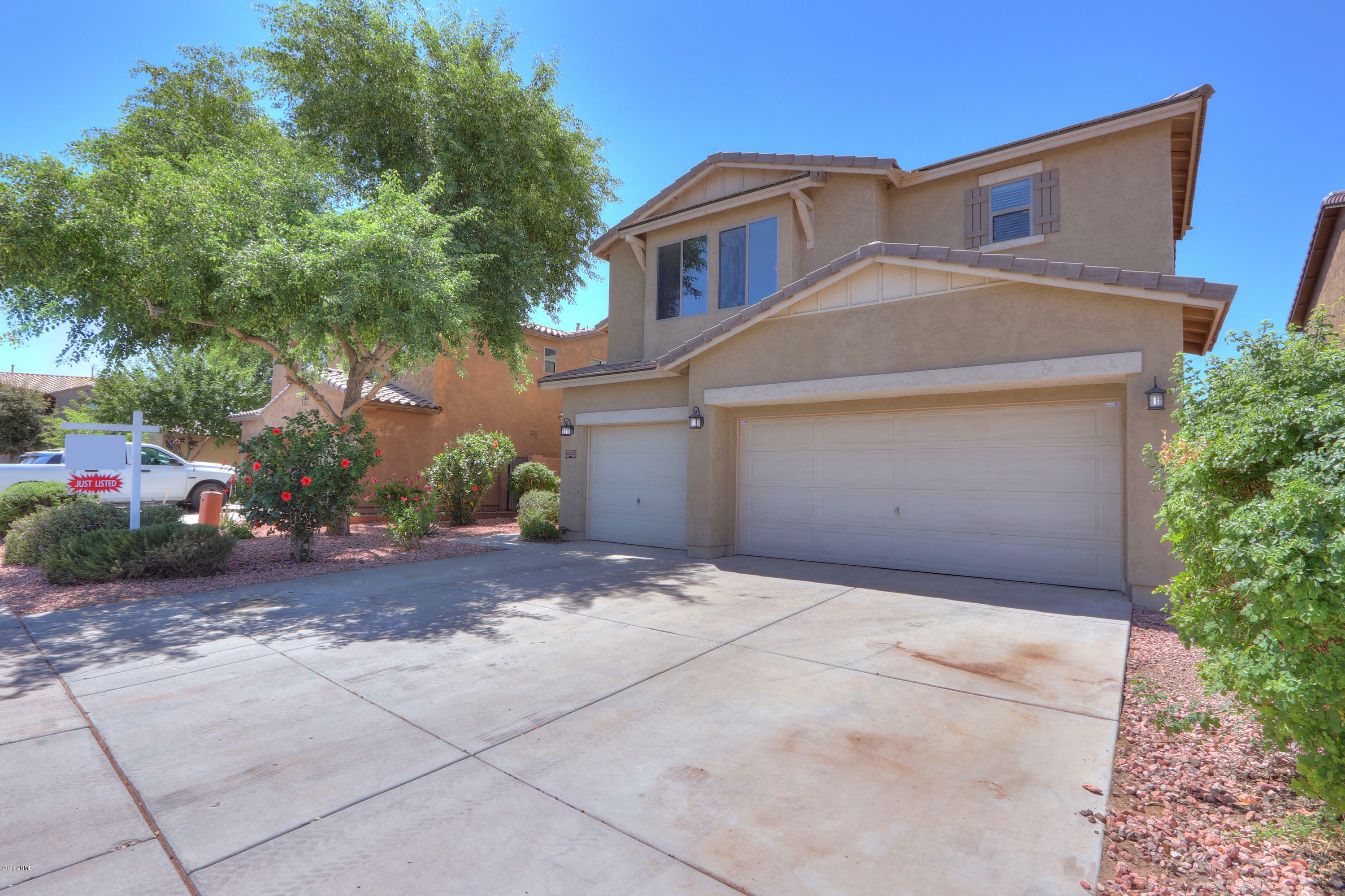 Property Photo:  40767 W Colby Drive  AZ 85138 