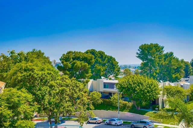 Property Photo:  1741 Neil Armstrong Street 201  CA 90640 