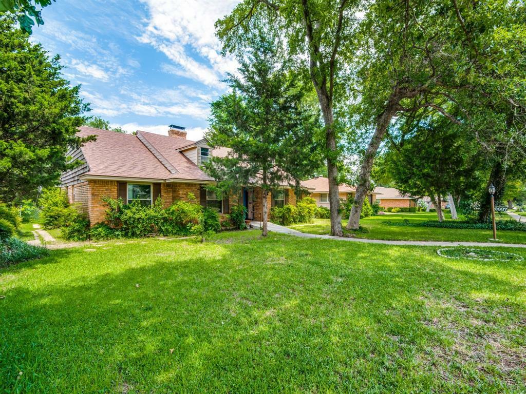 Photo de la propriété:  2837 Woodmere Drive  TX 75233 