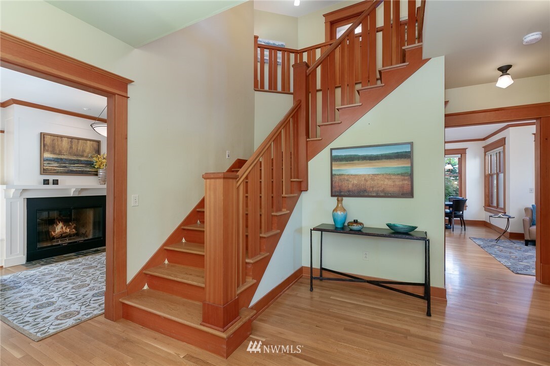 Property Photo: 1419 N 54th Street WA 98103