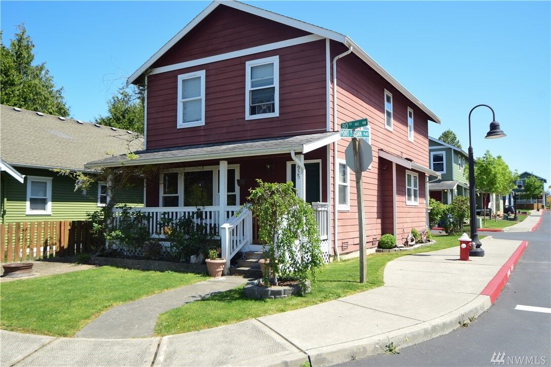 Property Photo: 7925 Port Susan Place 2 WA 98292