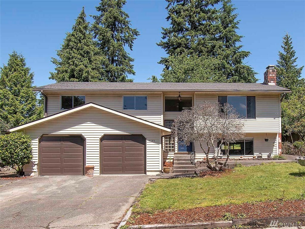 Property Photo:  5125 87th Place SW  WA 98275 