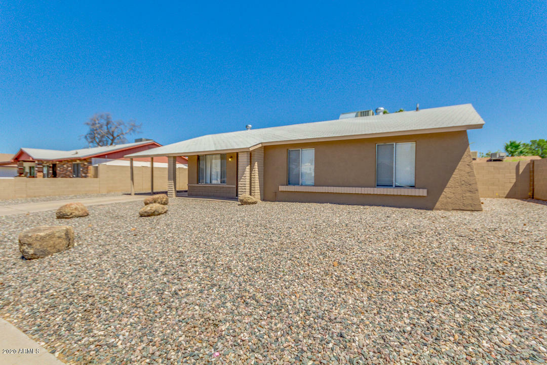 Property Photo: 7214 W Brown Street AZ 85345