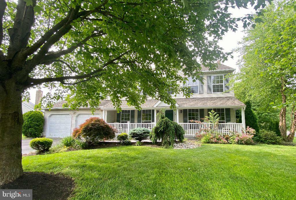 Property Photo:  2 Tulip Drive  PA 18940 