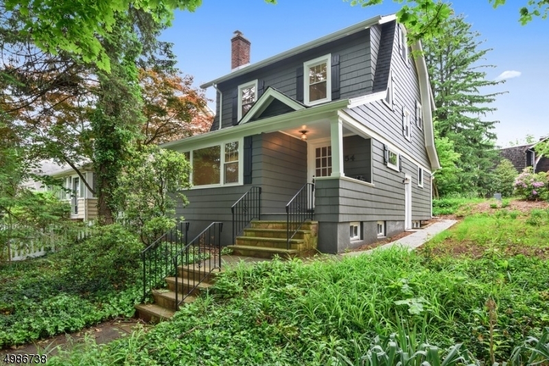 Property Photo:  154 Essex Ave  NJ 07028 