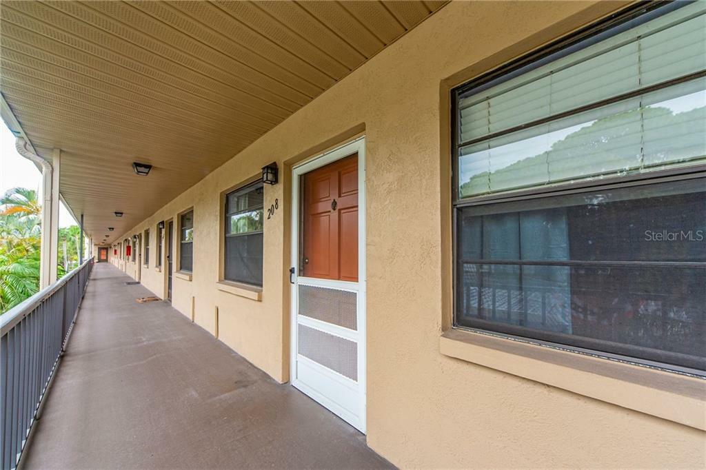 Property Photo:  5925 Terrace Park Dr N 208  FL 33709 