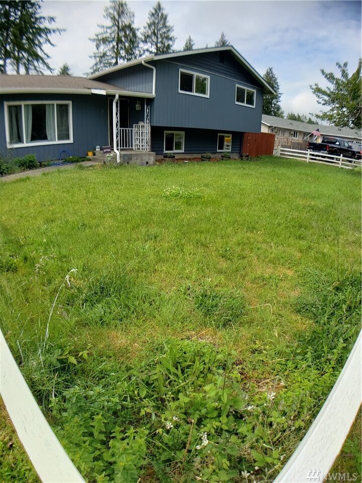 Property Photo:  3 E Cherry Park  WA 98584 
