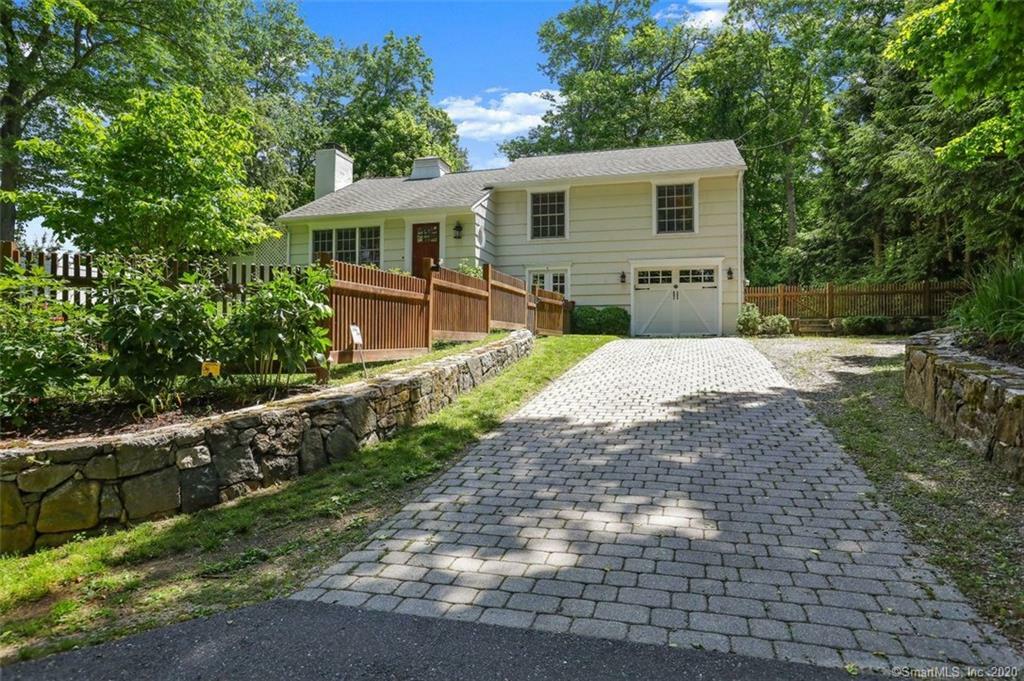 Property Photo:  6 Birch Street  CT 06880 