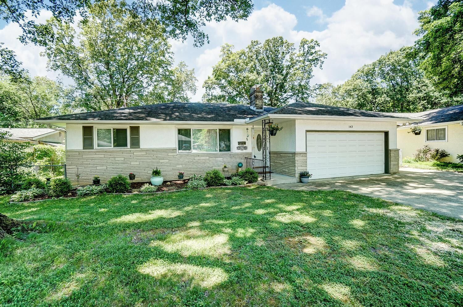 Property Photo:  143 Serran Drive  OH 43230 