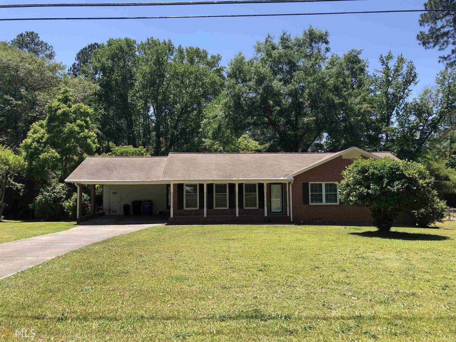 Property Photo:  1808 Knox St  GA 31021 