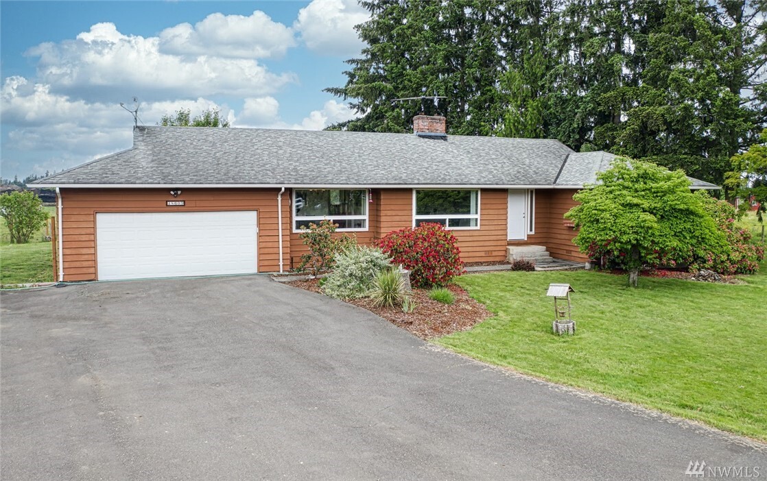 Property Photo:  38609  200th Avenue SE  WA 98092 