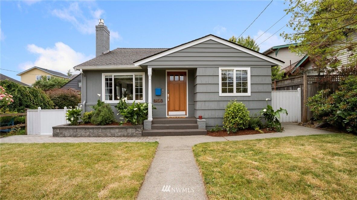 Property Photo: 7515 17th Avenue NW WA 98117