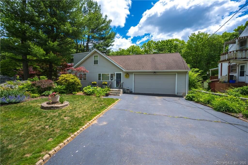 Property Photo:  219 Malcolm Road  CT 06516 
