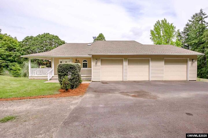 1920  River Rd S  Salem OR 97302 photo