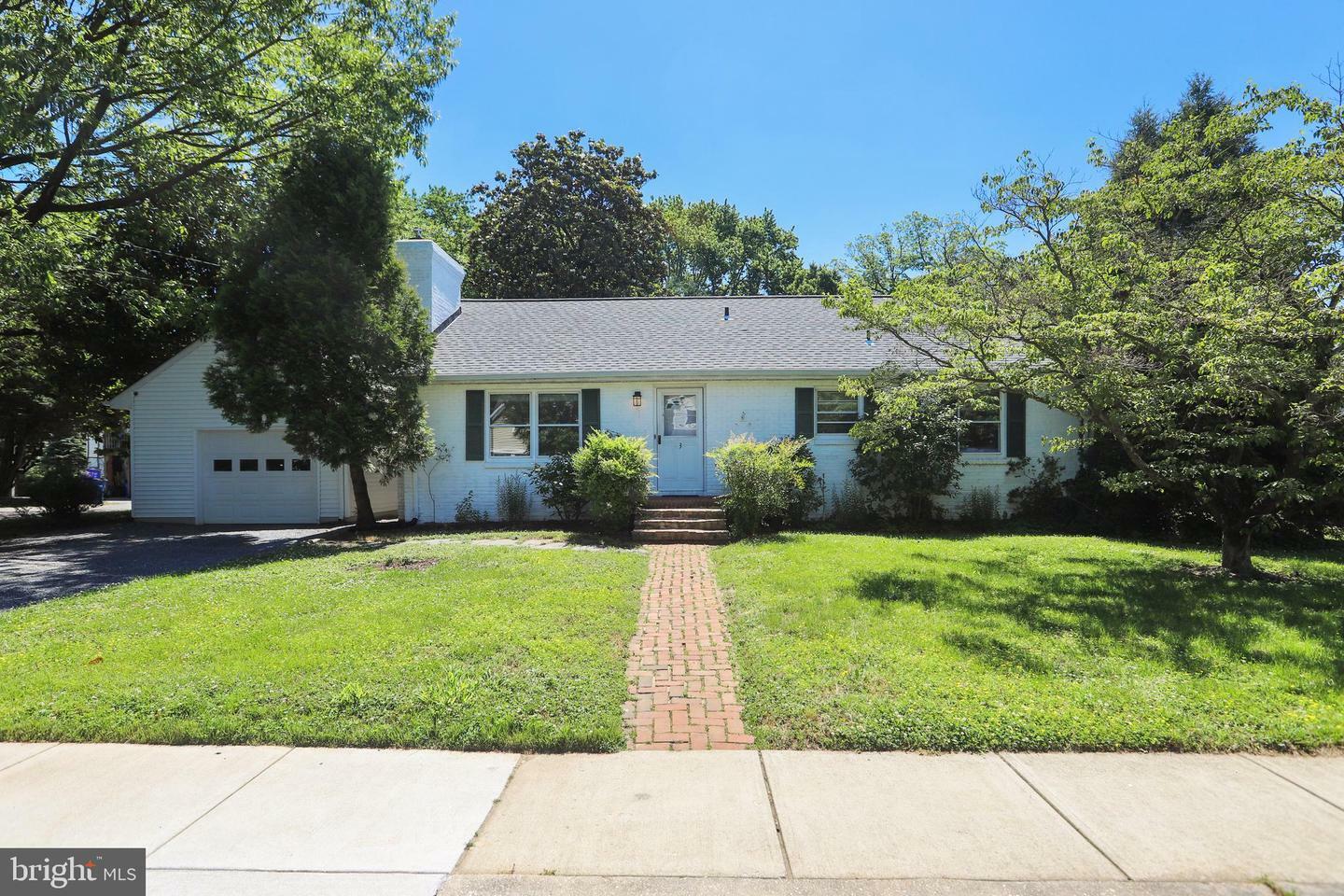 Property Photo:  3 S Cherry Grove Avenue  MD 21401 