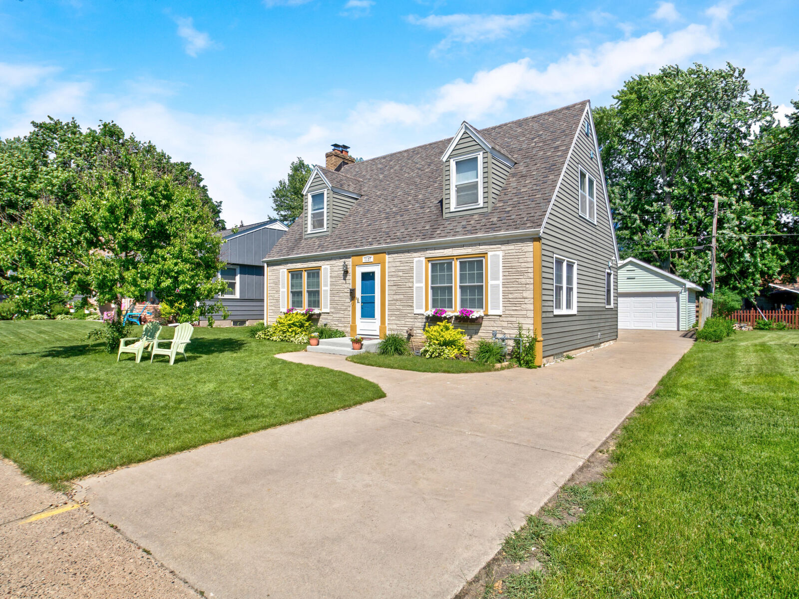 Property Photo:  1137 Grandad Ter  WI 54601 