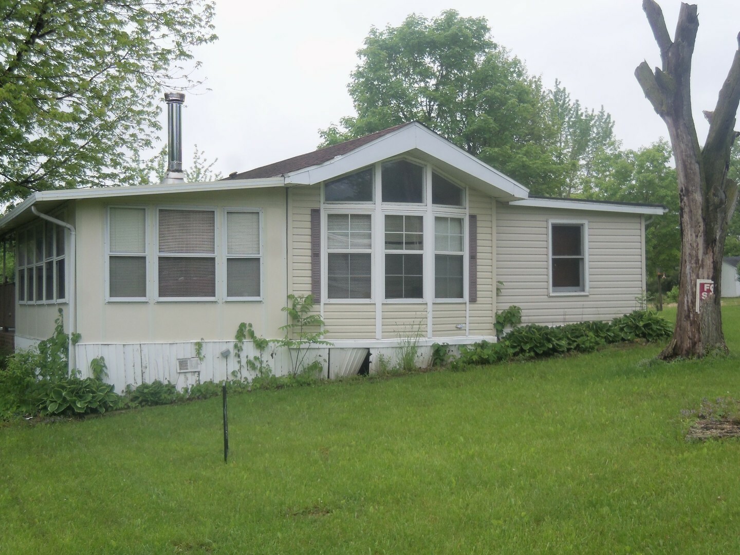 Property Photo:  03-095 Cockatoo Court  IL 61341 