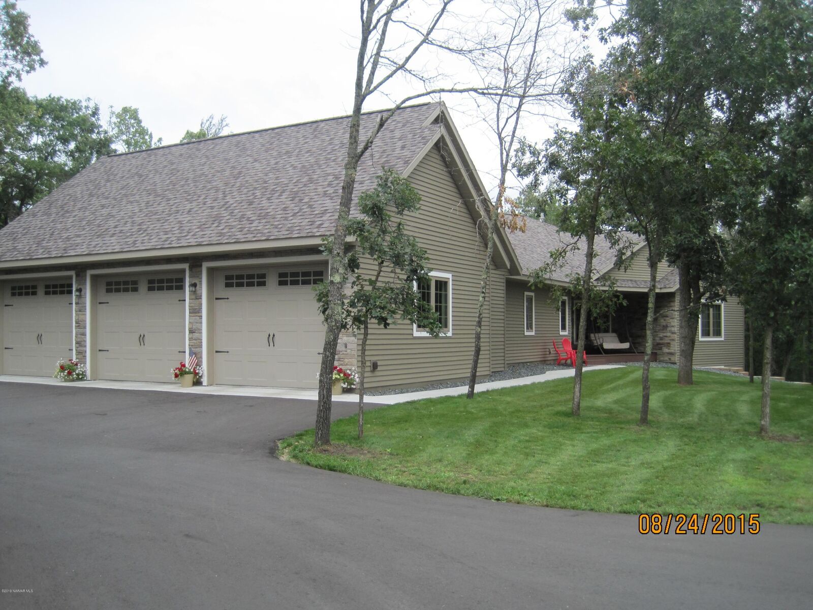 Property Photo: 701 Arch Lane SW MN 56601