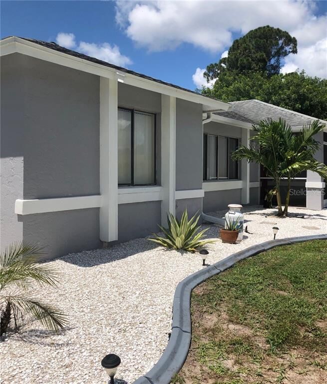 Property Photo:  21293 Wardell Avenue  FL 33952 