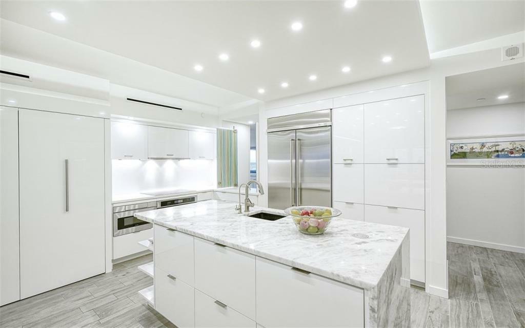 Property Photo: 1485 Gulf Of Mexico Drive A503 FL 34228