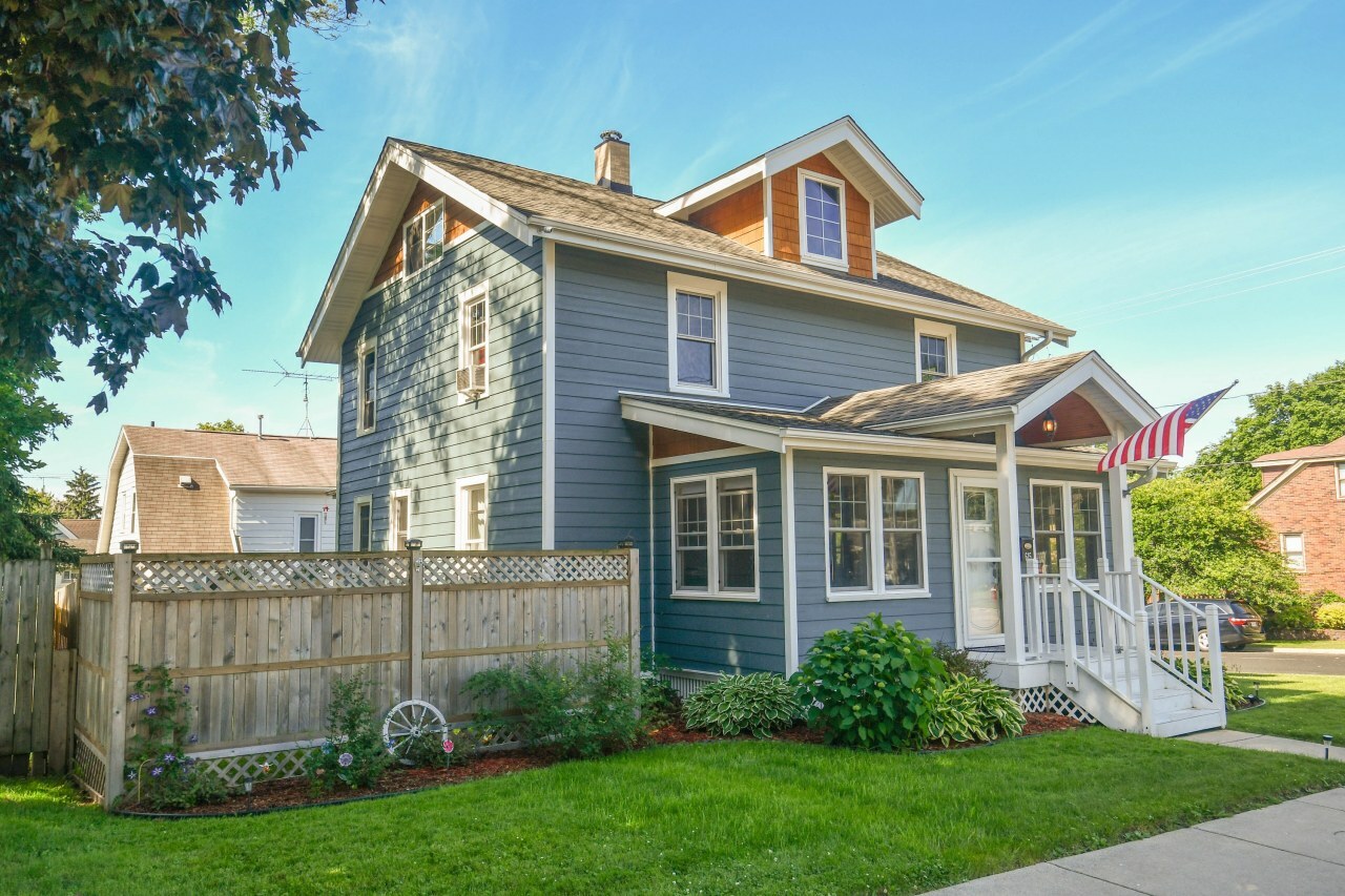 Property Photo: 615 W Main St WI 53094