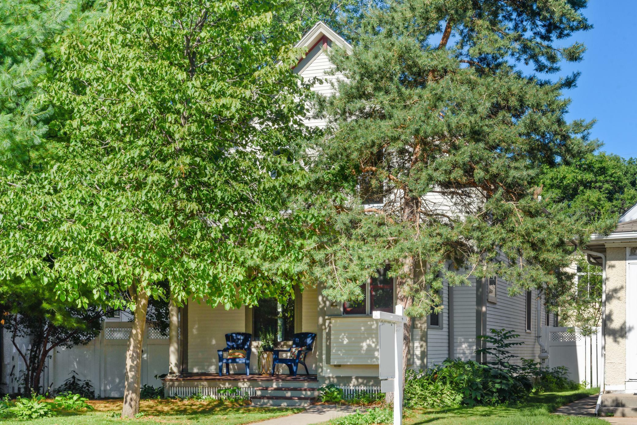 Property Photo:  4112 Grand Avenue S  MN 55409 